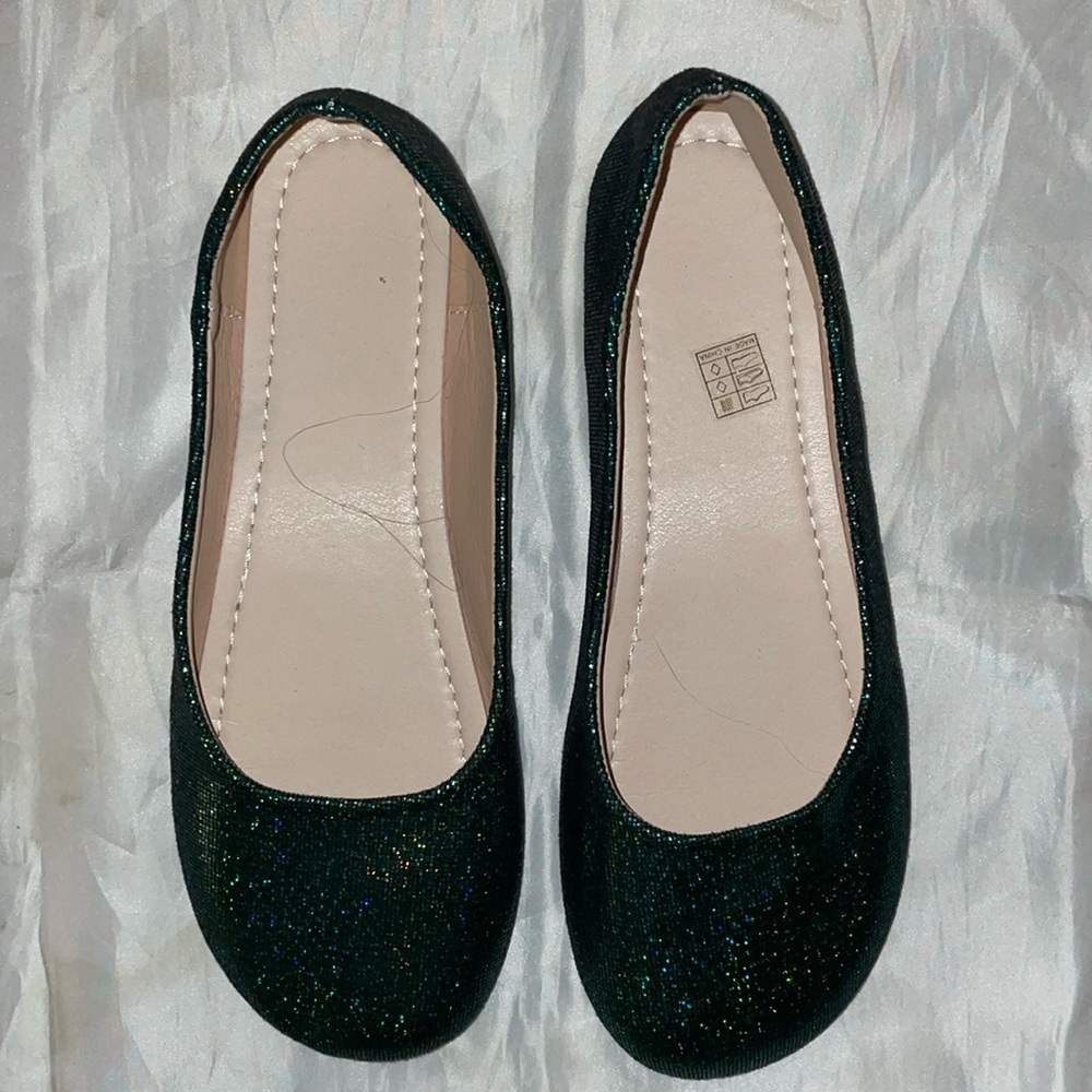 Green shimmery flats - Picture 1 of 5